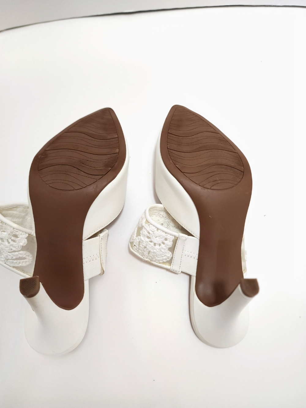 Impo White Pointed-Toe Slip-On Mules with Embroidered Strap - Picture 5 of 6